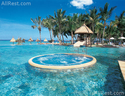 La Pirogue Hotel 37